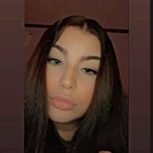 Meet your Posher, Aila